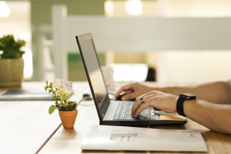 笔记本重装win7系统需要改什么